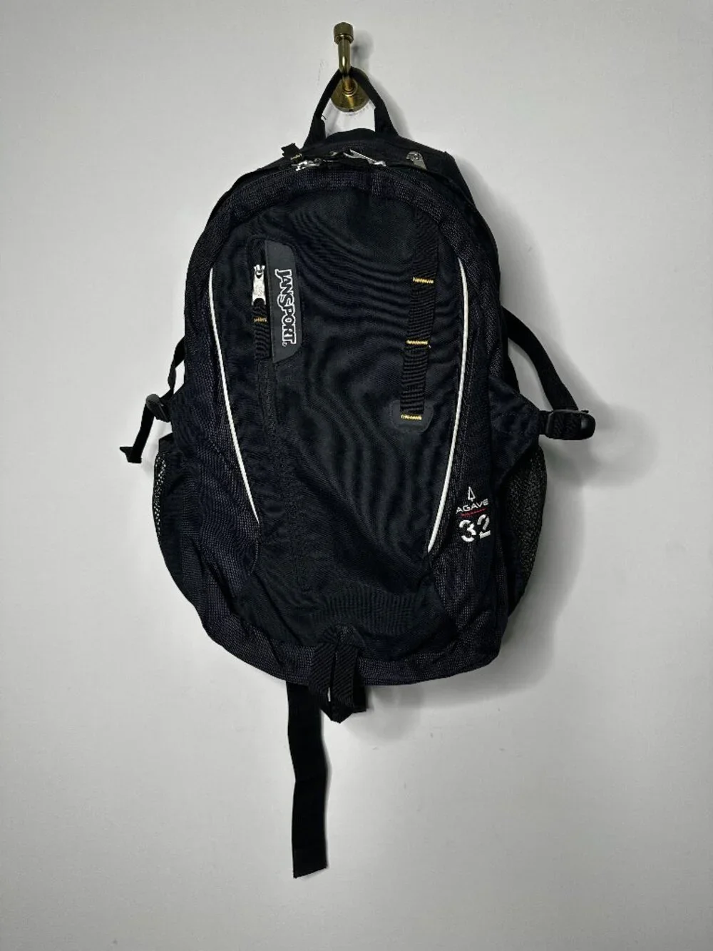 allstar tackle bag Frost River River Bank Box Soft Sided Design Main Campus - Emerald Color:284 Big Fish/ Chart Tail School Number 17 The insulated top compartment